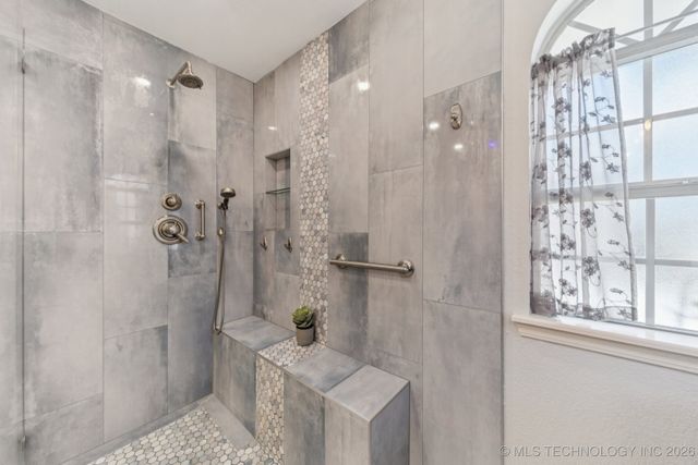 8108 S Juniper Avenue, Broken Arrow, OK 74011