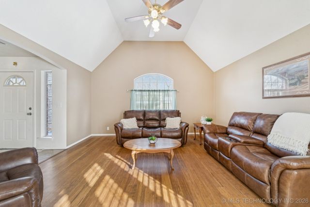 8108 S Juniper Avenue, Broken Arrow, OK 74011