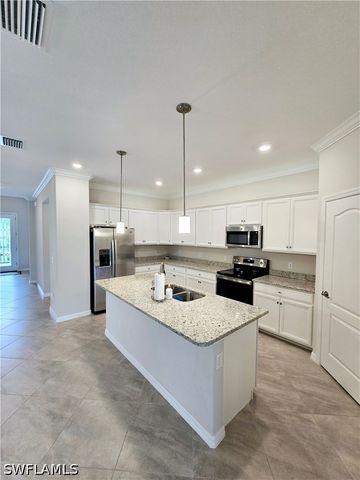 2288 Dancy ST, Naples, FL 34120