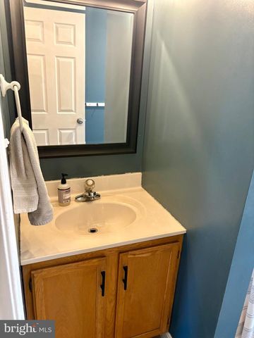220 BOXWOOD RD, Manchester, PA 17345