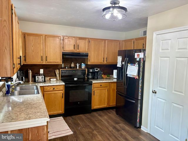 220 BOXWOOD RD, Manchester, PA 17345