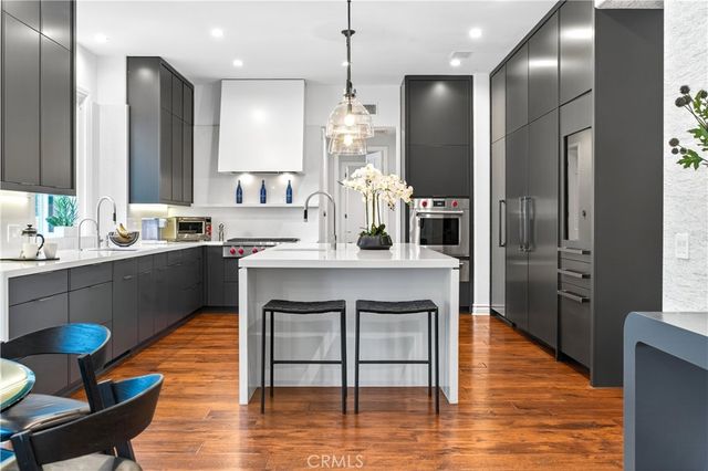 25527 Hamilton Court, Calabasas, CA 91302