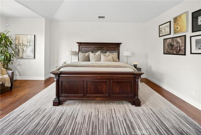 25527 Hamilton Court, Calabasas, CA 91302