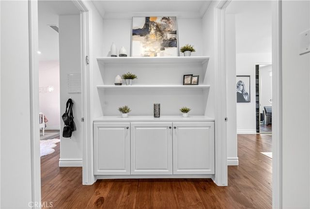 25527 Hamilton Court, Calabasas, CA 91302