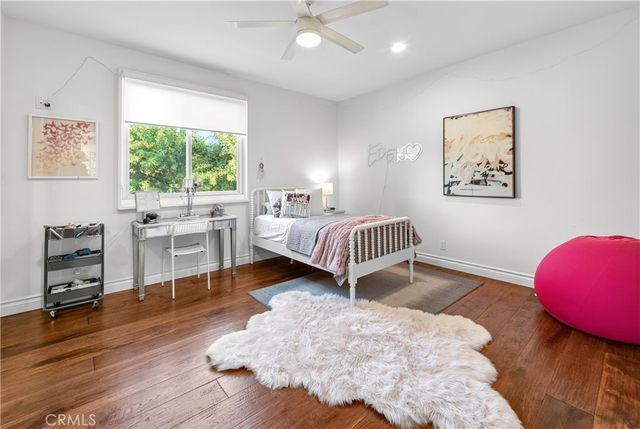 25527 Hamilton Court, Calabasas, CA 91302