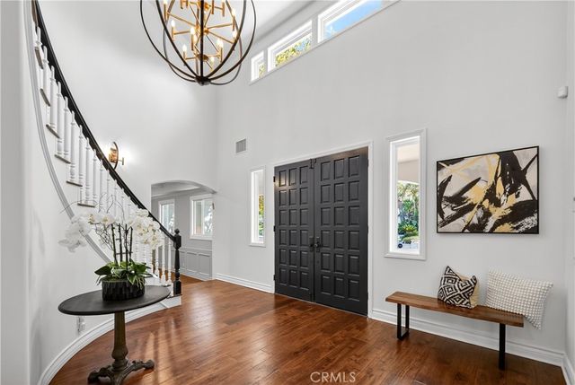 25527 Hamilton Court, Calabasas, CA 91302