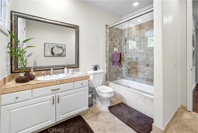 25527 Hamilton Court, Calabasas, CA 91302