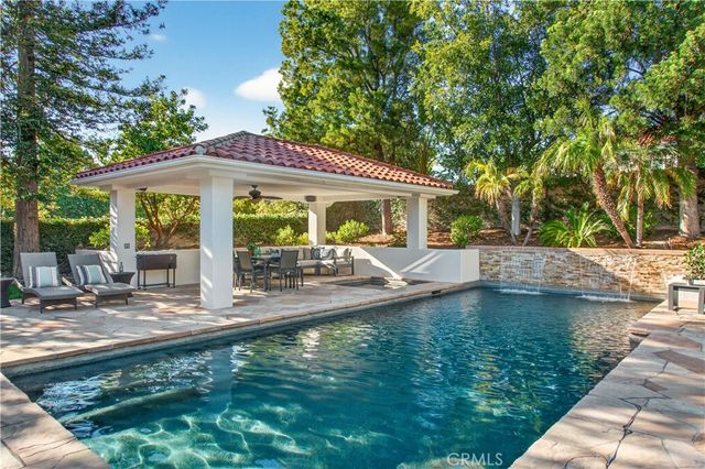 25527 Hamilton Court, Calabasas, CA 91302