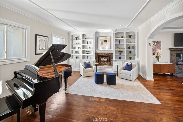 25527 Hamilton Court, Calabasas, CA 91302