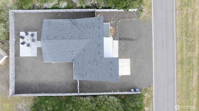 787 Ocean Shores Boulevard SW, Ocean Shores, WA 98569