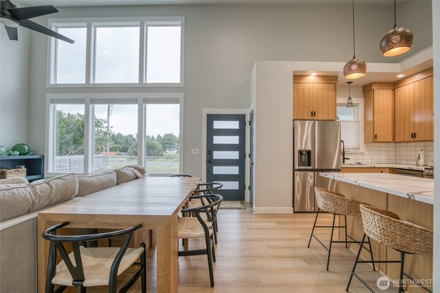 787 Ocean Shores Boulevard SW, Ocean Shores, WA 98569