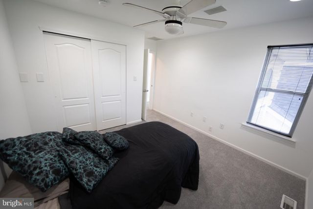102 SMETHWYCKE DR, Cinnaminson, NJ 08077