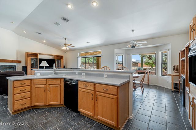4940 N Castle Ridge Road, Tucson, AZ 85749