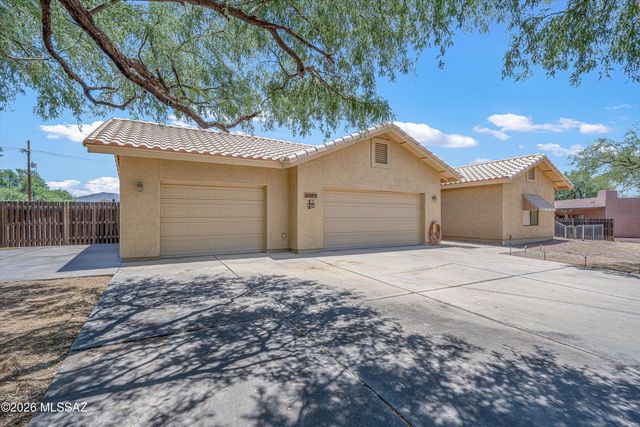 4940 N Castle Ridge Road, Tucson, AZ 85749