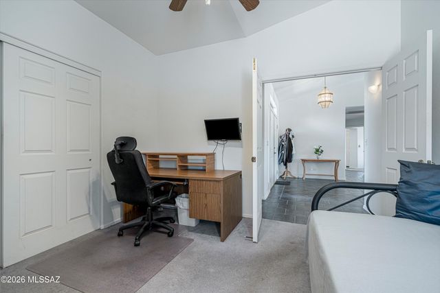 4940 N Castle Ridge Road, Tucson, AZ 85749