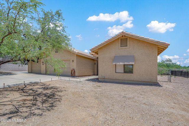 4940 N Castle Ridge Road, Tucson, AZ 85749