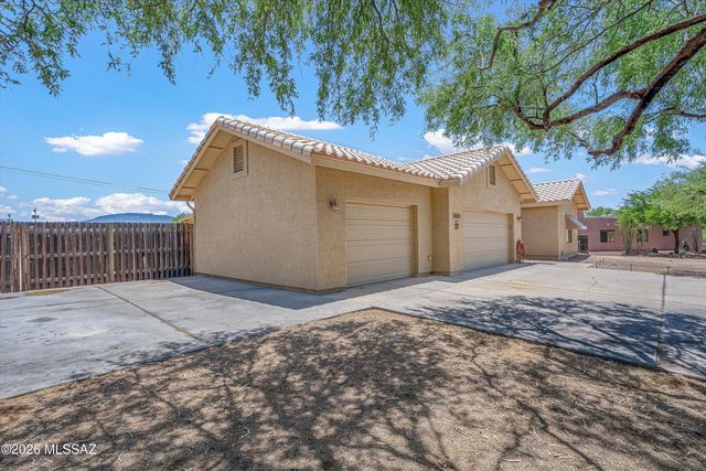 4940 N Castle Ridge Road, Tucson, AZ 85749