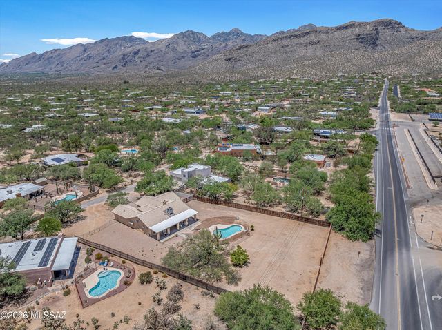 4940 N Castle Ridge Road, Tucson, AZ 85749