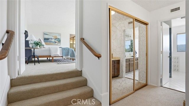1340 Daily Circle, Glendale, CA 91208
