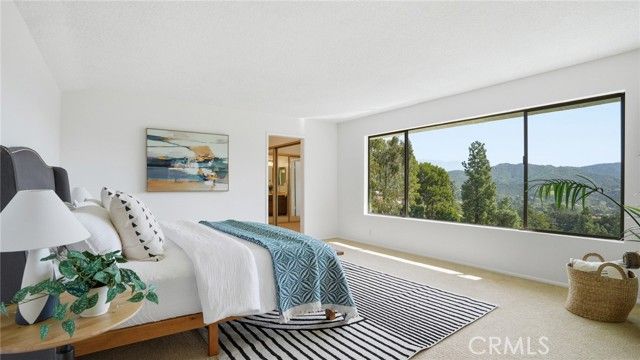 1340 Daily Circle, Glendale, CA 91208