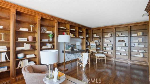 1340 Daily Circle, Glendale, CA 91208