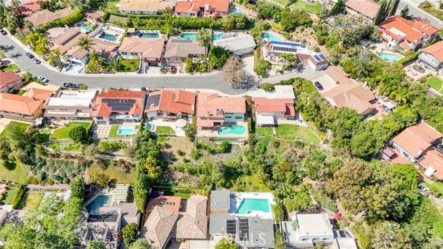 1340 Daily Circle, Glendale, CA 91208