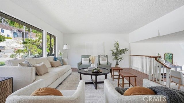 1340 Daily Circle, Glendale, CA 91208