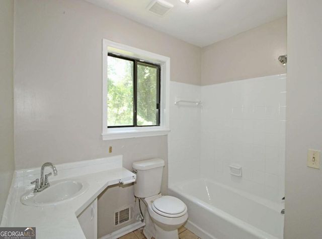 3000 Collier Drive NW, Atlanta, GA 30318