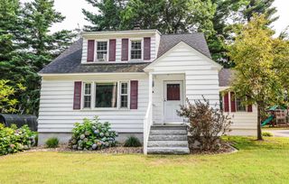 32 Geneva Street, Manchester, NH 03102