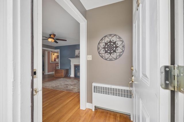 72 Mayfield St, Seekonk, MA 02771