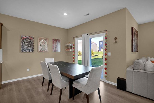 272 Mannaseh Drive W, Granville, OH 43023