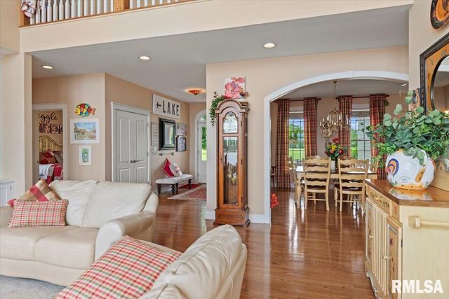 41 Lake Vista Drive, Taylorville, IL 62568