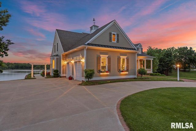 41 Lake Vista Drive, Taylorville, IL 62568