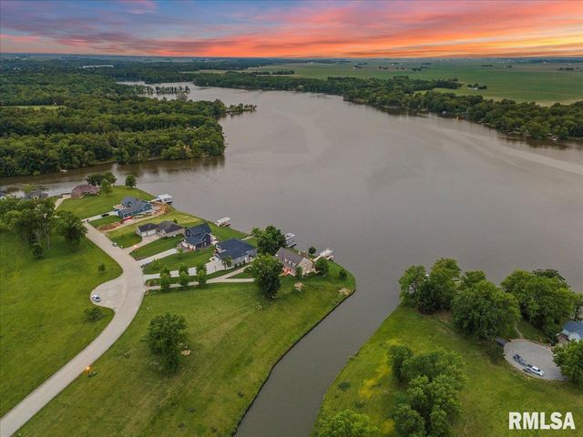 41 Lake Vista Drive, Taylorville, IL 62568