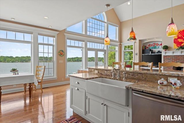 41 Lake Vista Drive, Taylorville, IL 62568