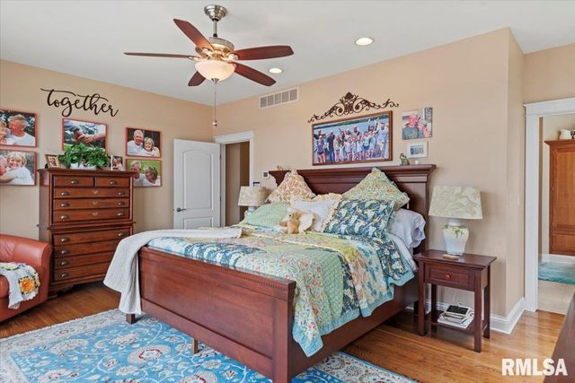 41 Lake Vista Drive, Taylorville, IL 62568