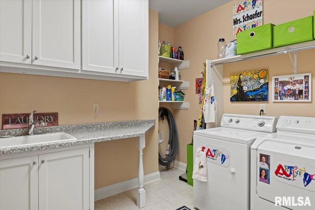 41 Lake Vista Drive, Taylorville, IL 62568