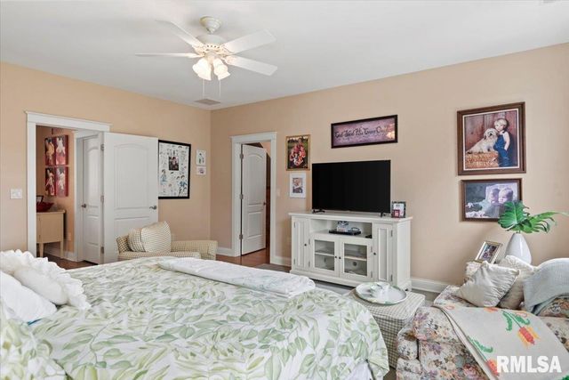 41 Lake Vista Drive, Taylorville, IL 62568