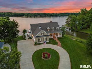 41 Lake Vista Drive, Taylorville, IL 62568