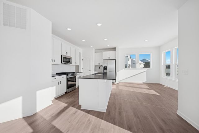 2942 Trinity Drive, Shakopee, MN 55379