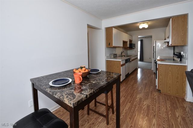 3376 Hunter Pky 26, Cuyahoga Falls, OH 44223