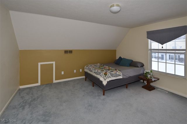 3376 Hunter Pky 26, Cuyahoga Falls, OH 44223