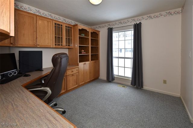 3376 Hunter Pky 26, Cuyahoga Falls, OH 44223