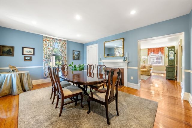 7 Hamilton St 3, Salem, MA 01970