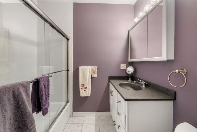 7 Hamilton St 3, Salem, MA 01970