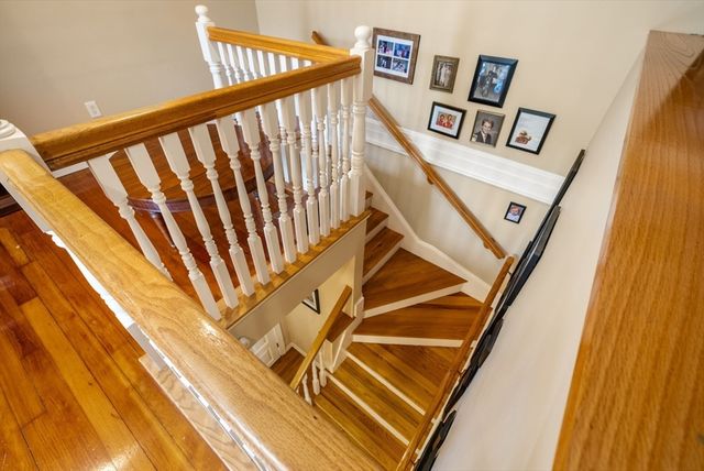 7 Hamilton St 3, Salem, MA 01970