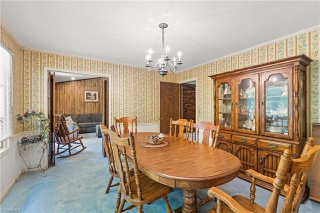 288 Hillside Court, Winston-salem, NC 27107