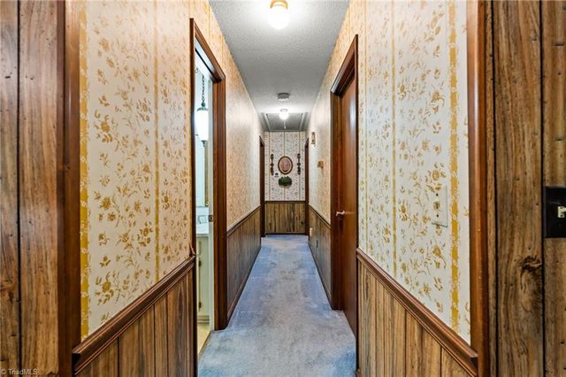 288 Hillside Court, Winston-salem, NC 27107