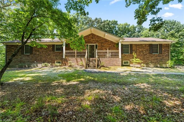 288 Hillside Court, Winston-salem, NC 27107