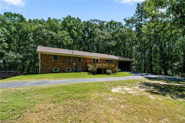 288 Hillside Court, Winston-salem, NC 27107
